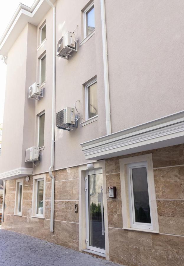 Acrylic & Pastel Apartments Варна Екстериор снимка