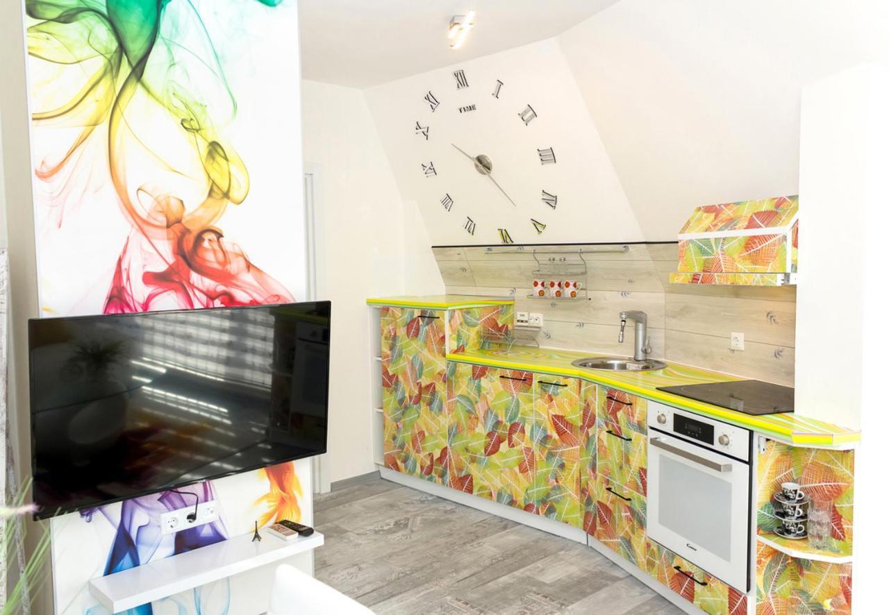 Acrylic & Pastel Apartments Варна Екстериор снимка
